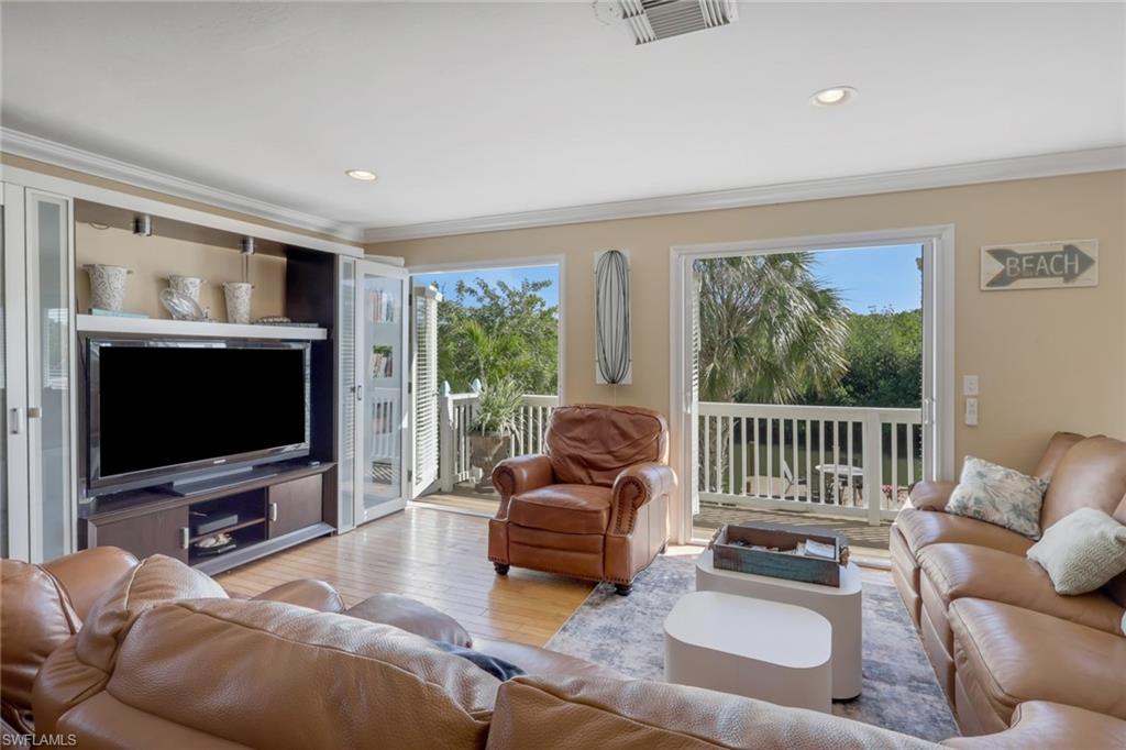 GULF HARBOR - Residential