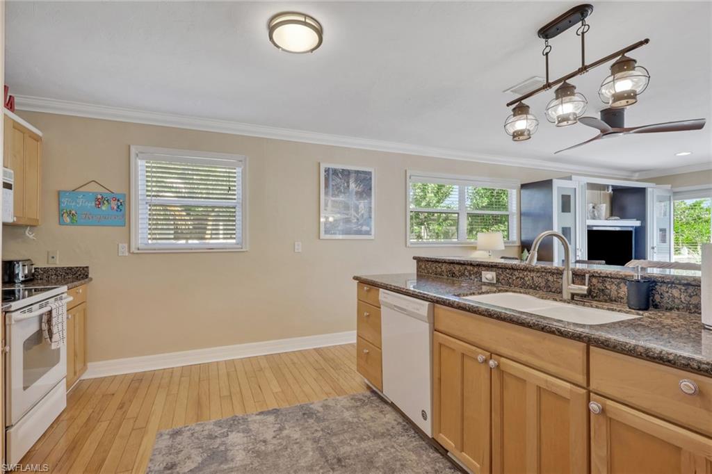 GULF HARBOR - Residential