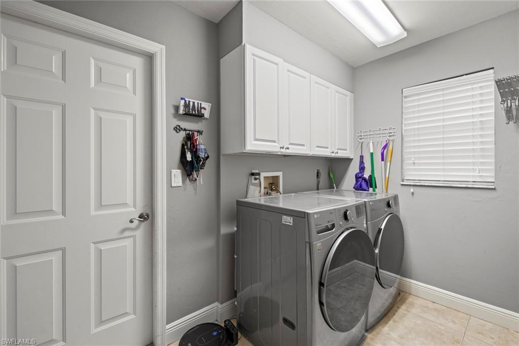 WATERFORD VILLAGE - Residential