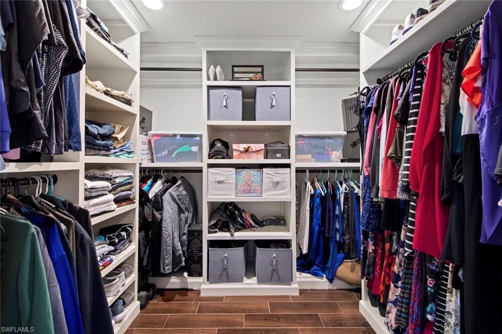 WATERFORD VILLAGE - Residential