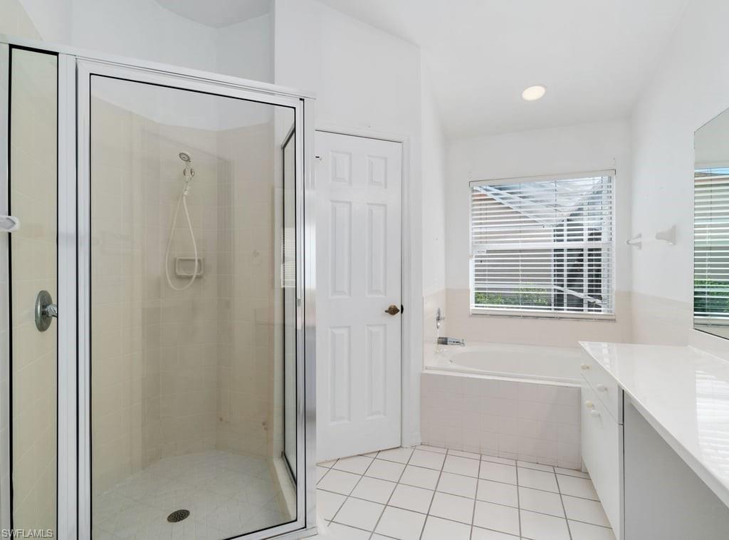 BERKSHIRE LAKES - Residential