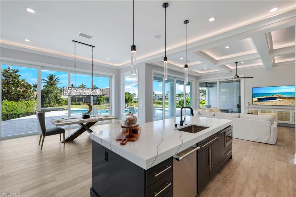 MARCO ISLAND - Residential