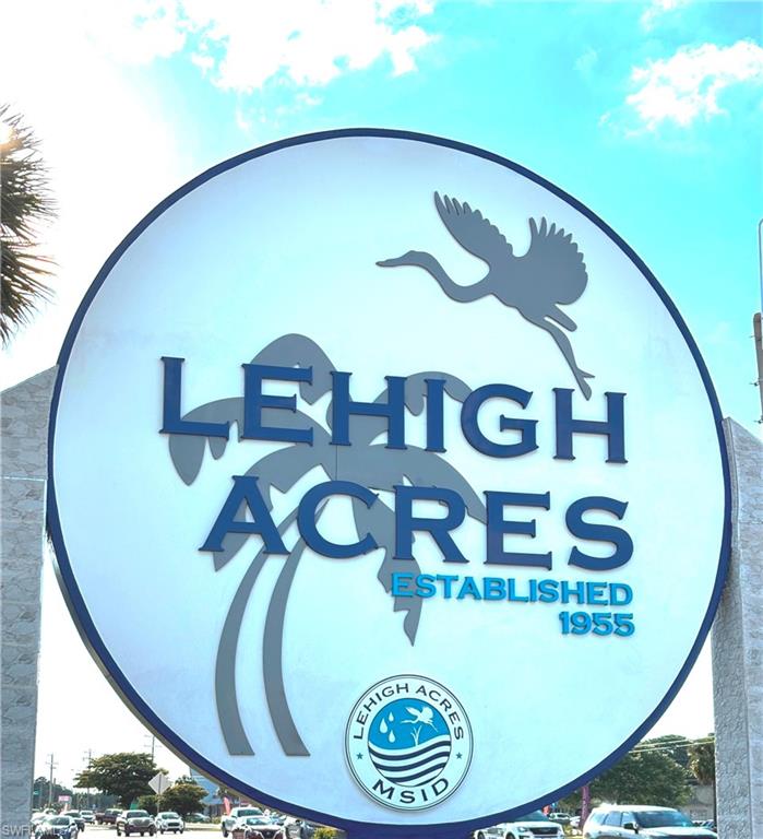 LEHIGH ACRES - Land