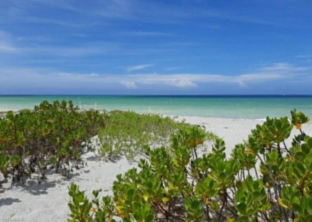 ROTONDA BROADMOOR - Land