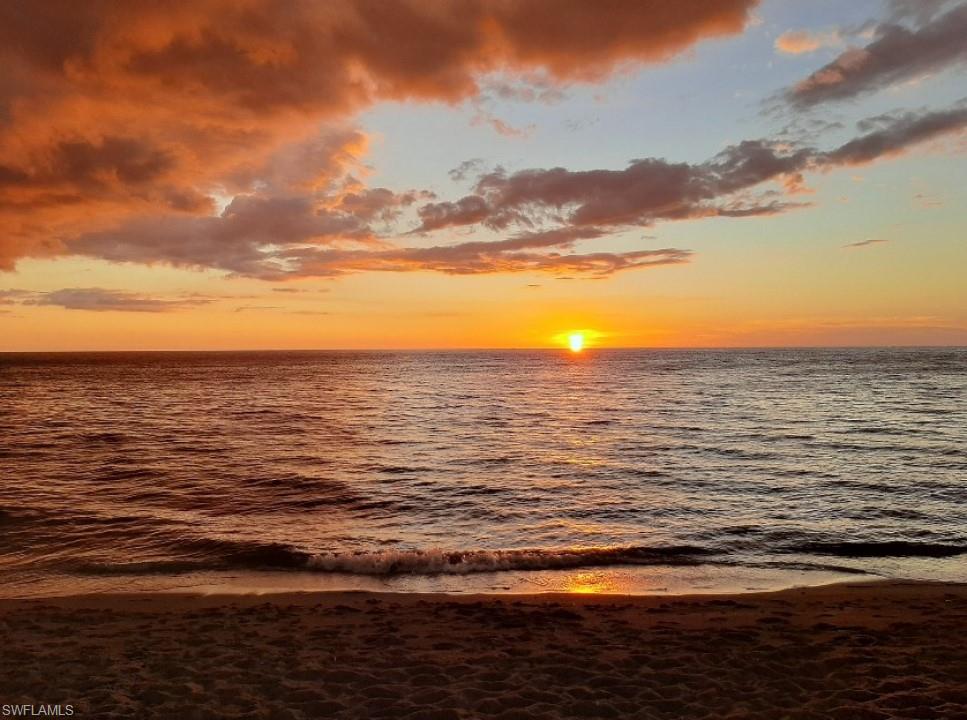 ROTONDA BROADMOOR - Land