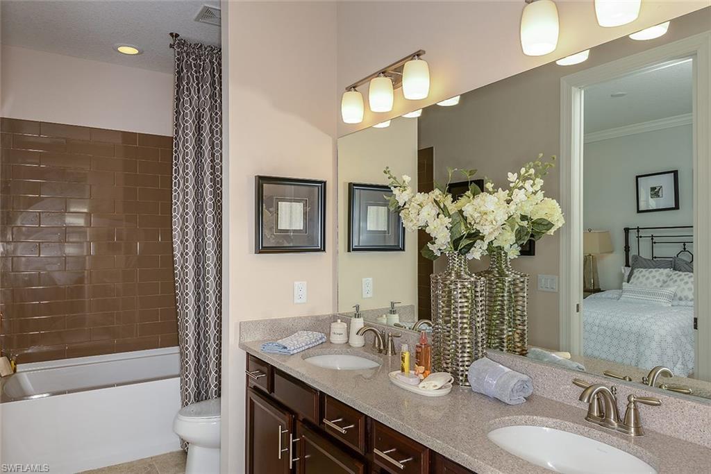 SANDOVAL - Residential