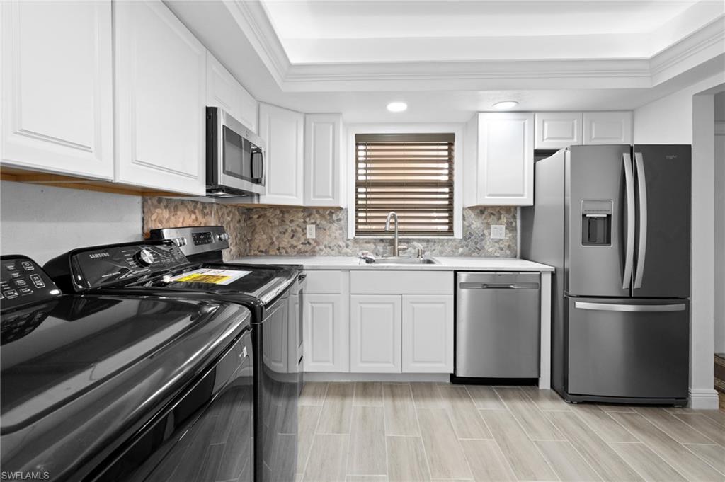 LYNN CONDOMINIUM - Residential