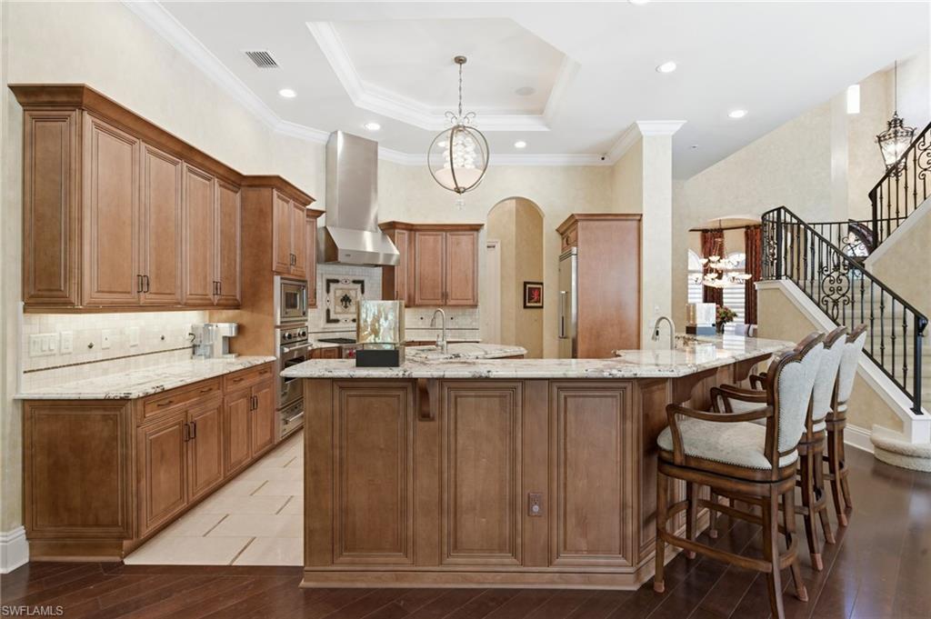 NAPLES CLUB ESTATES - Residential