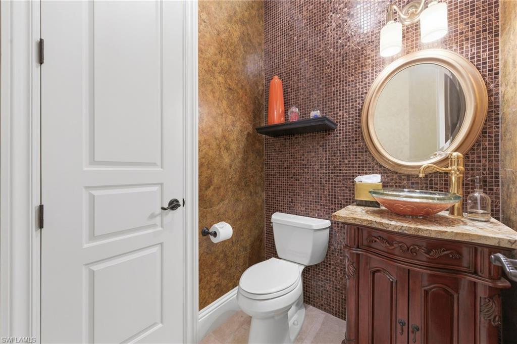 NAPLES CLUB ESTATES - Residential