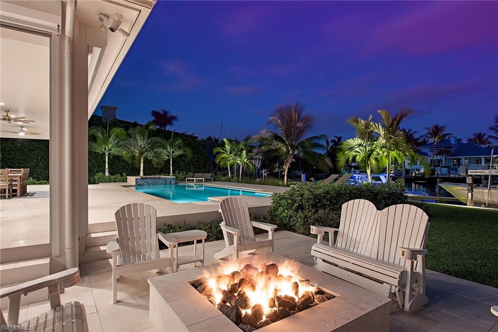 AQUALANE SHORES - Residential