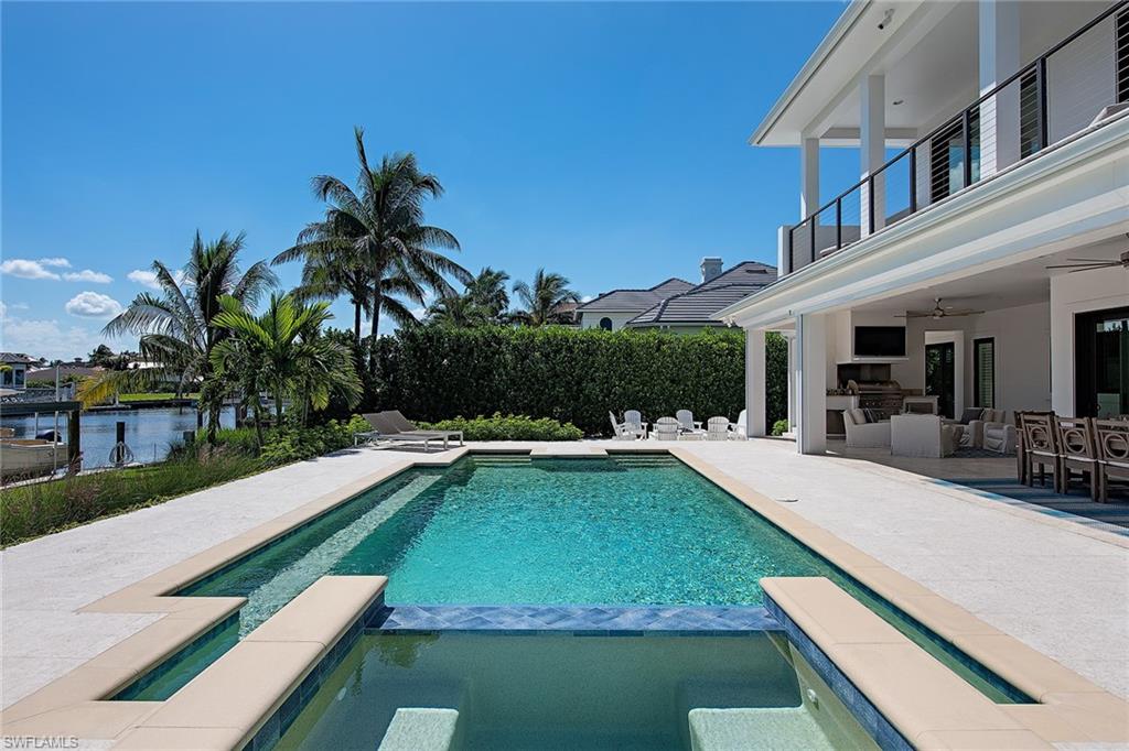 AQUALANE SHORES - Residential