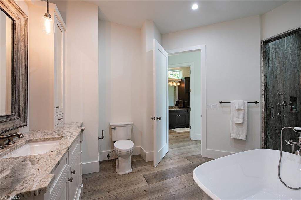 AQUALANE SHORES - Residential