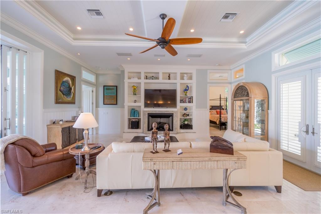 ROYAL HARBOR - Residential