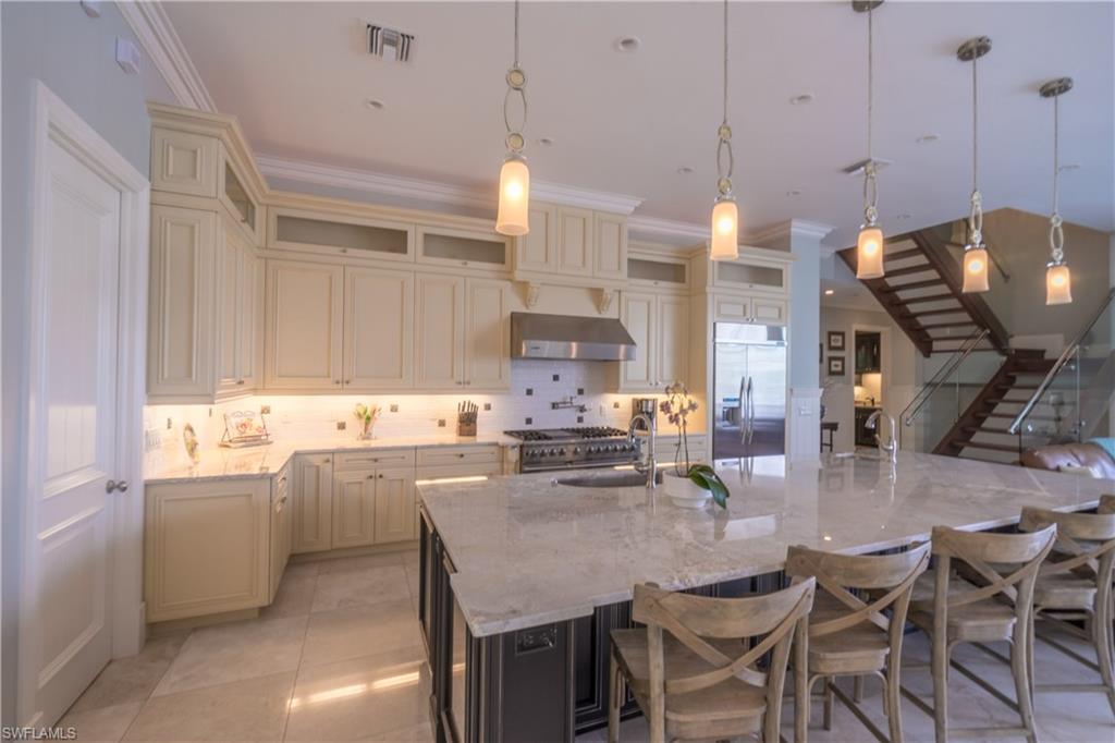 ROYAL HARBOR - Residential