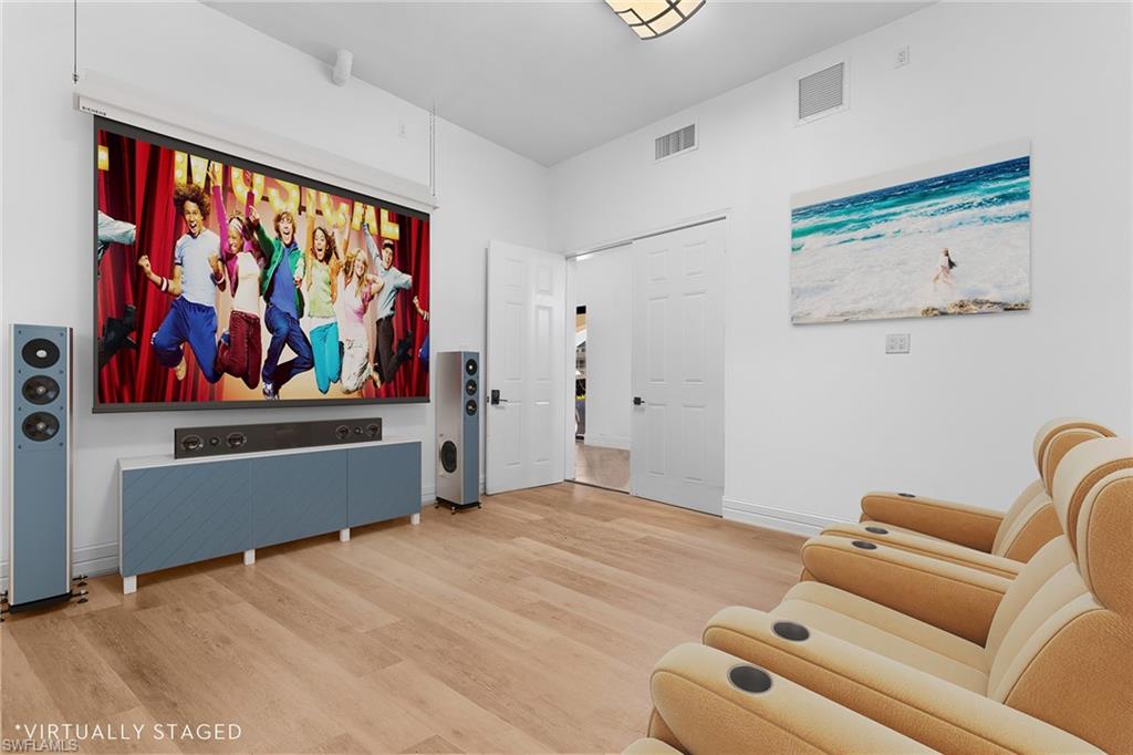 SIESTA ISLES - Residential