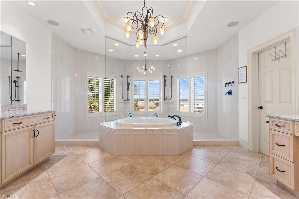 SIESTA ISLES - Residential