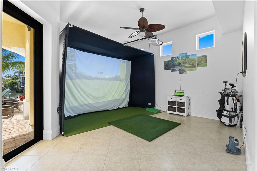 SIESTA ISLES - Residential