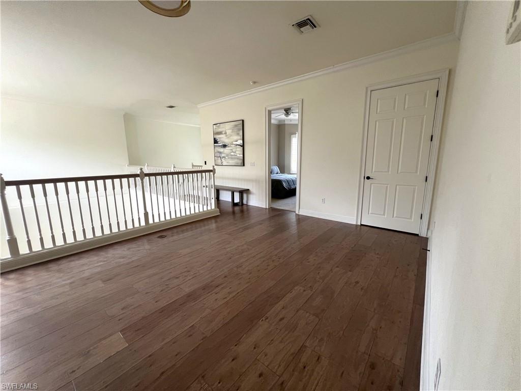 THE ENCLAVE - Residential