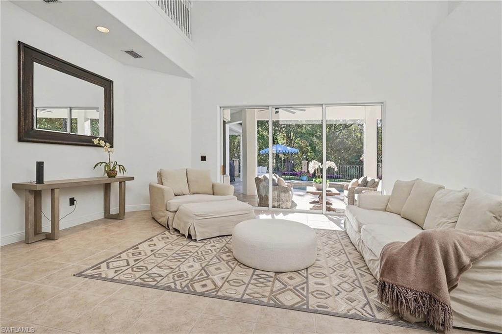 THE ENCLAVE - Residential