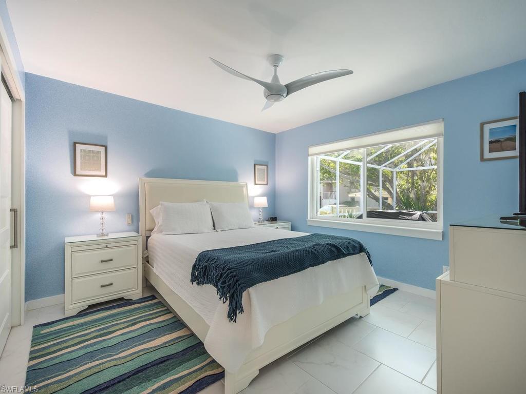 MARCO BEACH - Residential