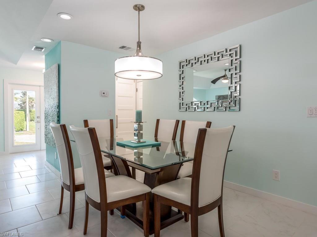 MARCO BEACH - Residential