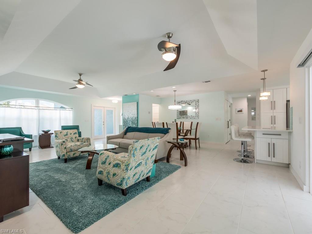 MARCO BEACH - Residential