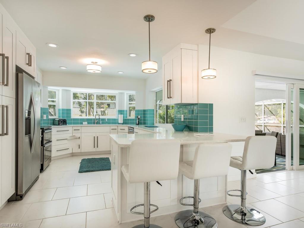 MARCO BEACH - Residential