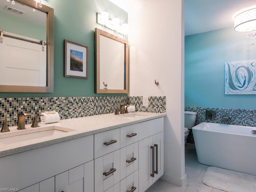 MARCO BEACH - Residential