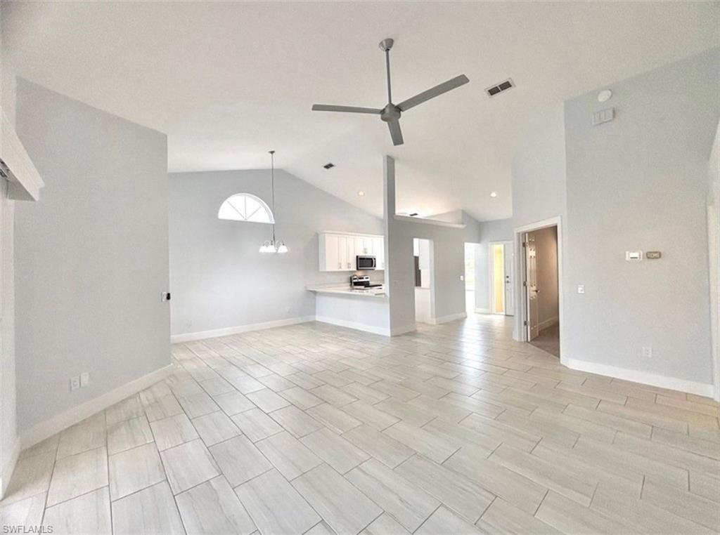 KELLY GREENS - Residential