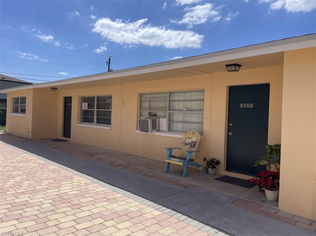 PINE MANOR - Residential