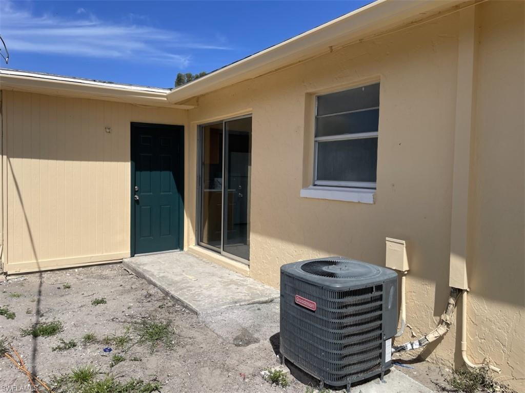 PINE MANOR - Residential