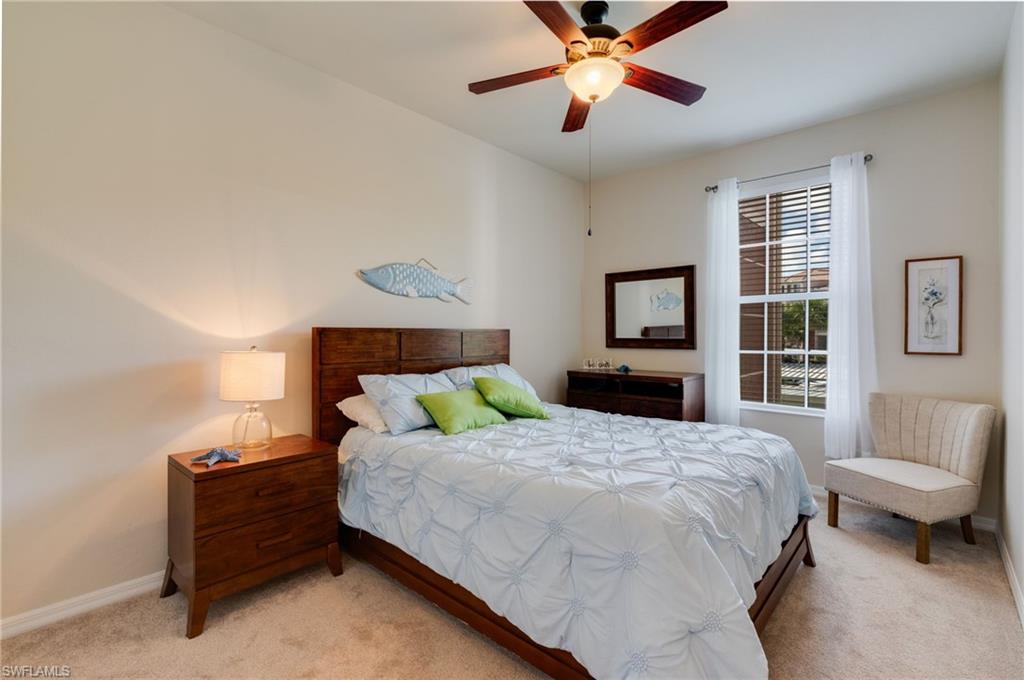 ROYAL POINTE - Residential