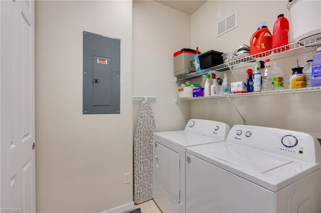 ROYAL POINTE - Residential