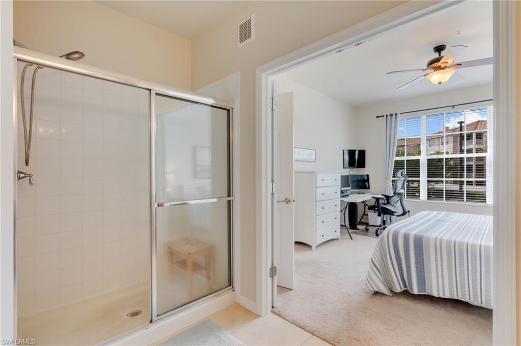 ROYAL POINTE - Residential