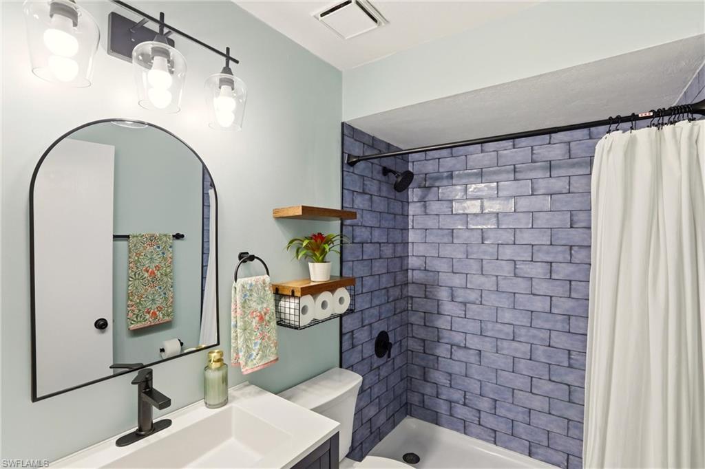 COMPASS POINTE - Residential