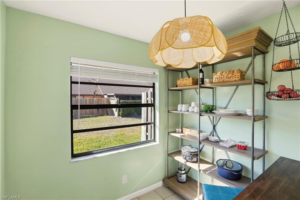 COMPASS POINTE - Residential