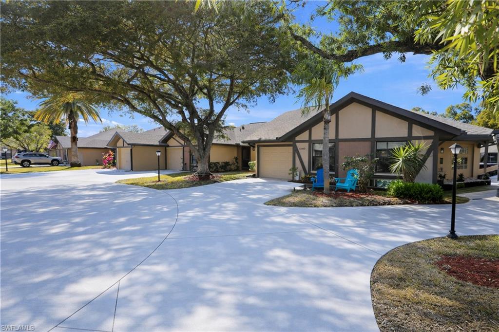 COMPASS POINTE - Residential