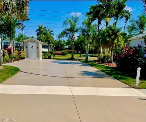 1639 DIAMOND LAKE CIR, NAPLES, FL 34114 - Image 9ff2d0e75e052a399dbd9fe22fb5a9eb/622176228
