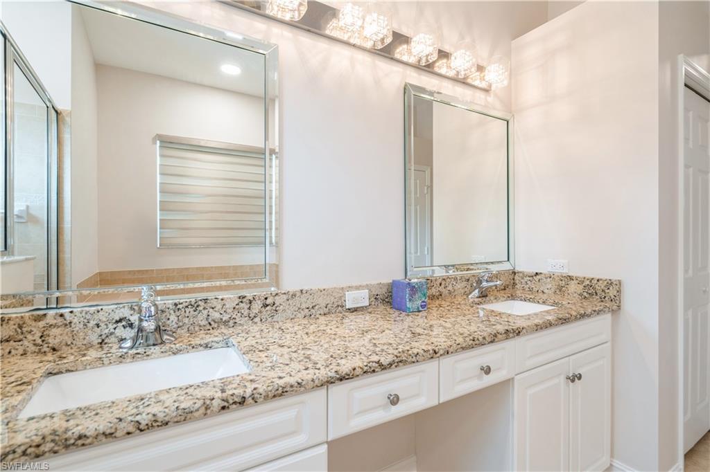 COLONIAL SHORES - Residential