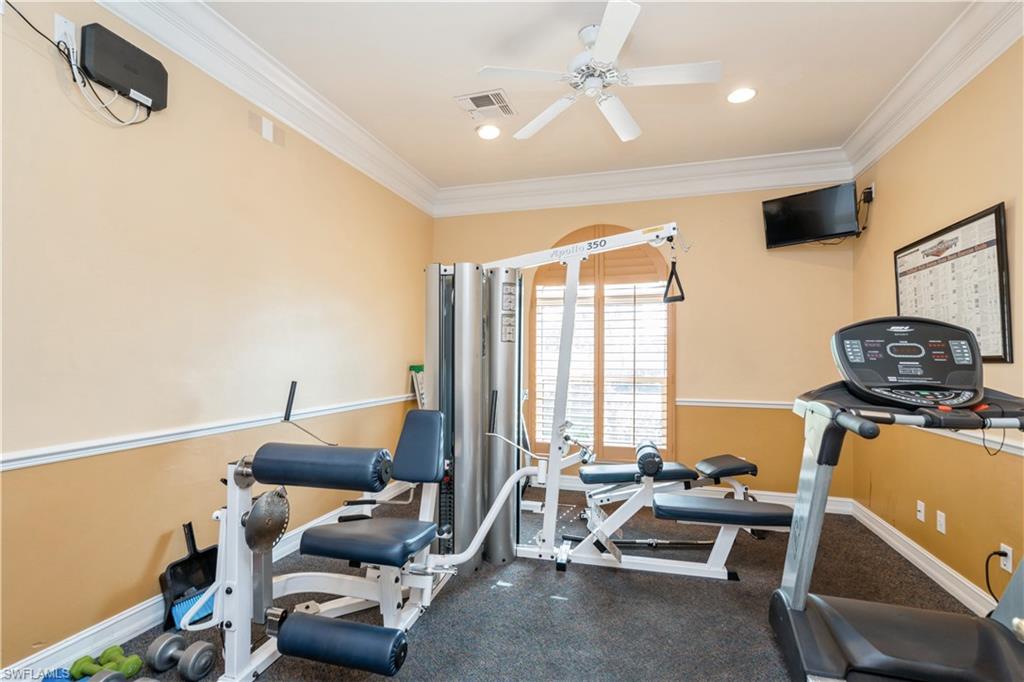 COLONIAL SHORES - Residential