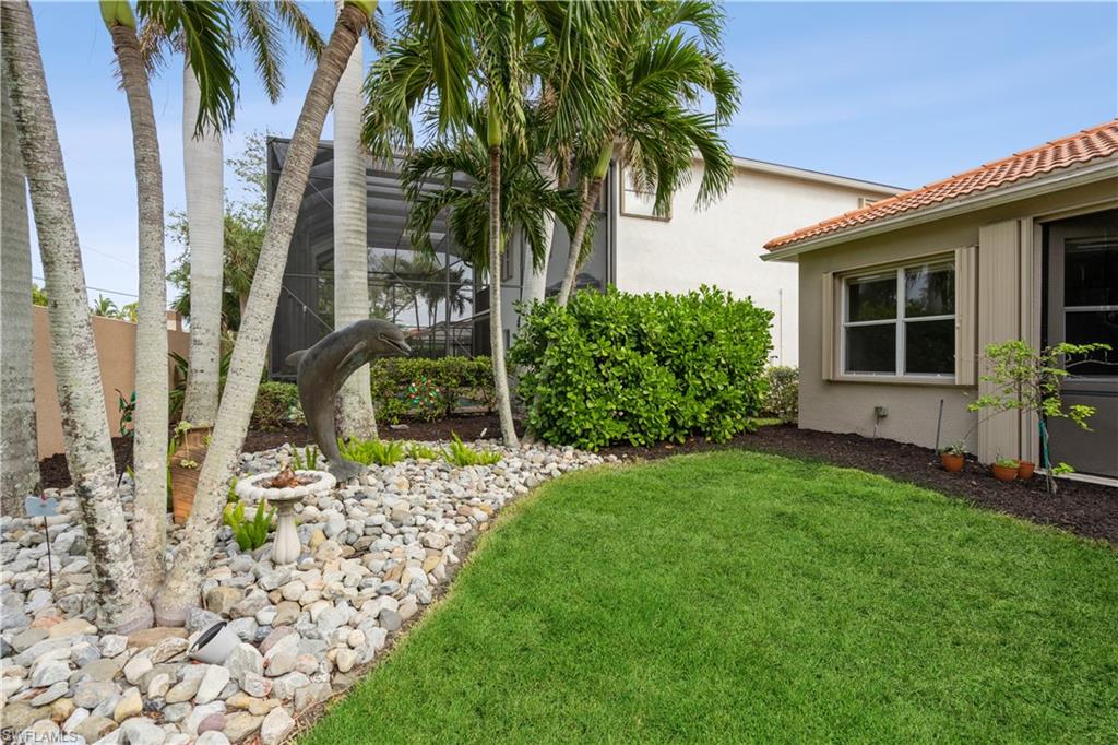 COLONIAL SHORES - Residential