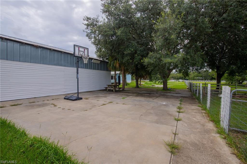 PIONEER PLANTATION - Residential