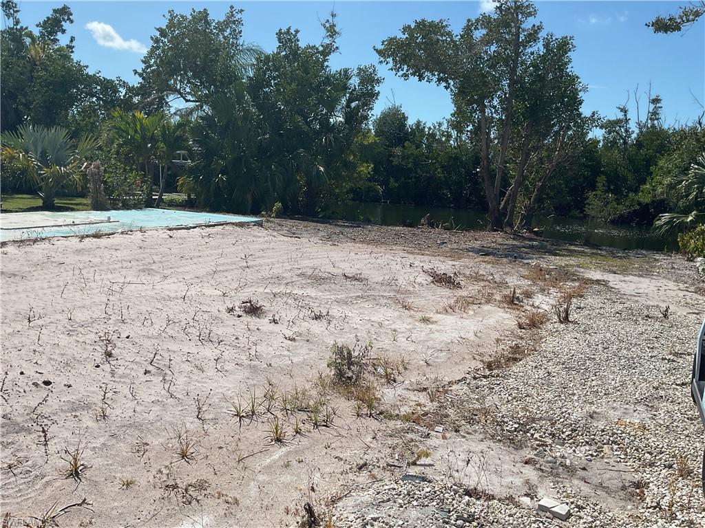 PINE ISLAND COVE - Land