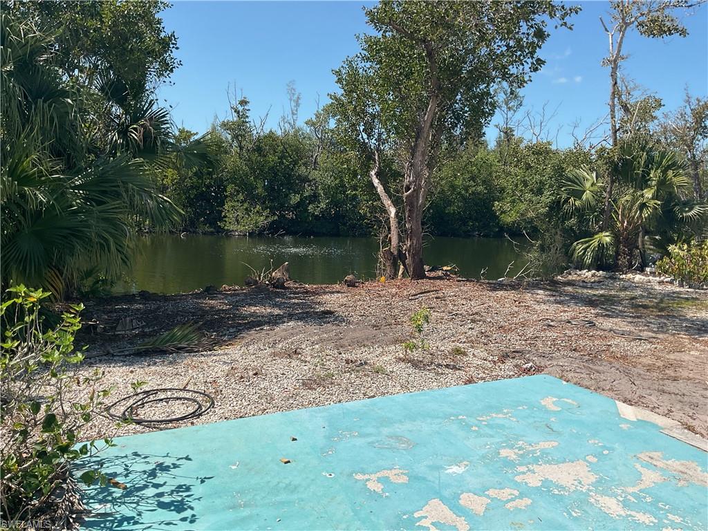 PINE ISLAND COVE - Land