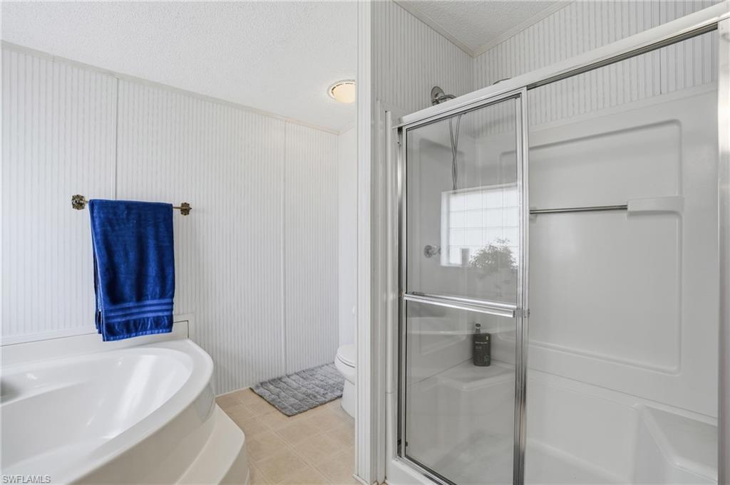 RIVERWOOD - Residential