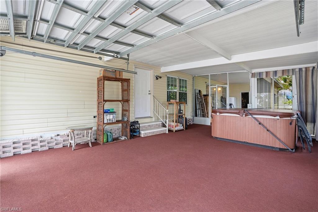 RIVERWOOD - Residential