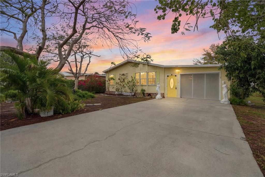 RIVERWOOD - Residential