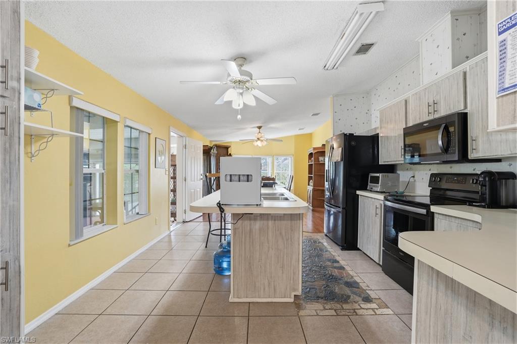 RIVERWOOD - Residential