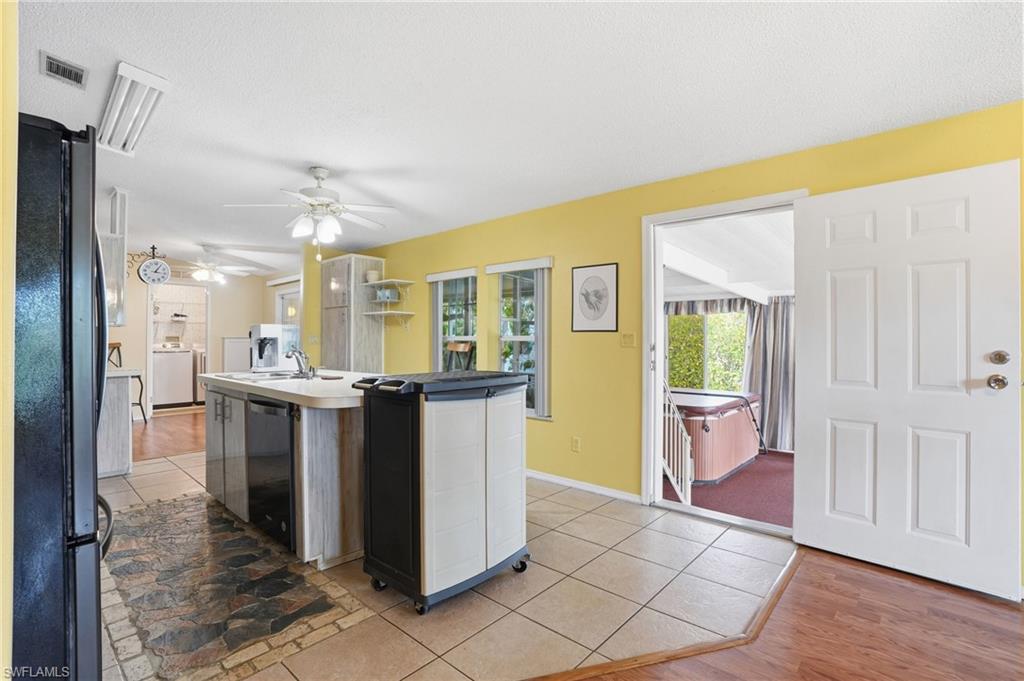 RIVERWOOD - Residential