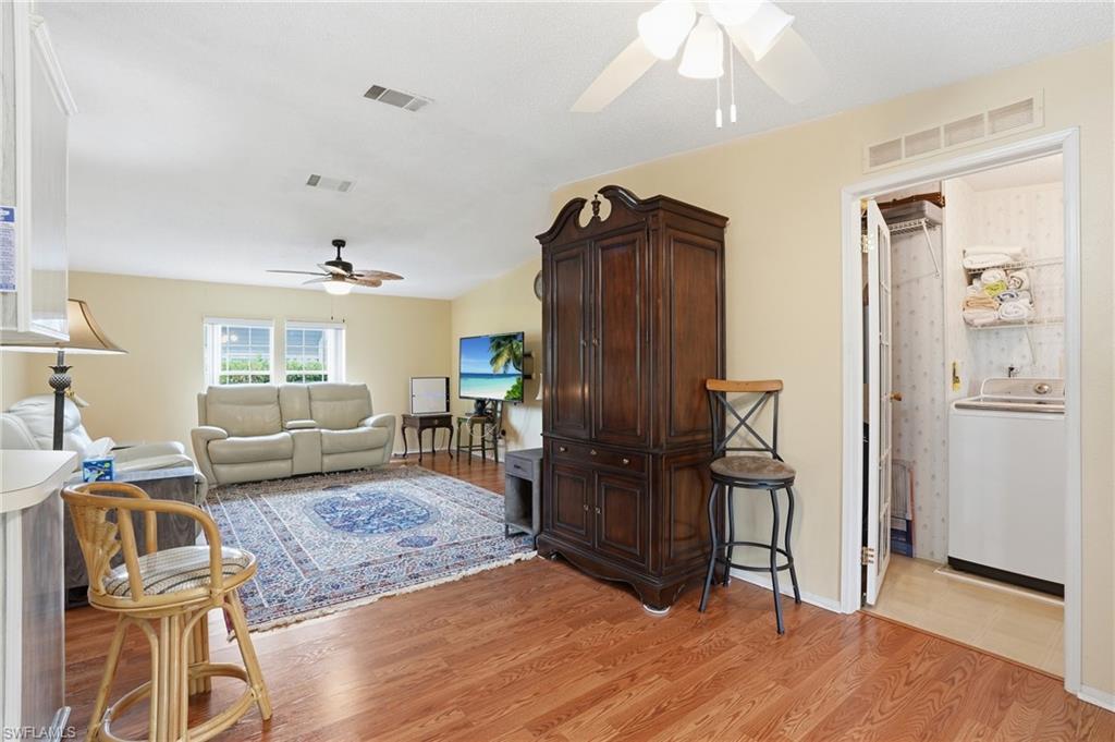 RIVERWOOD - Residential